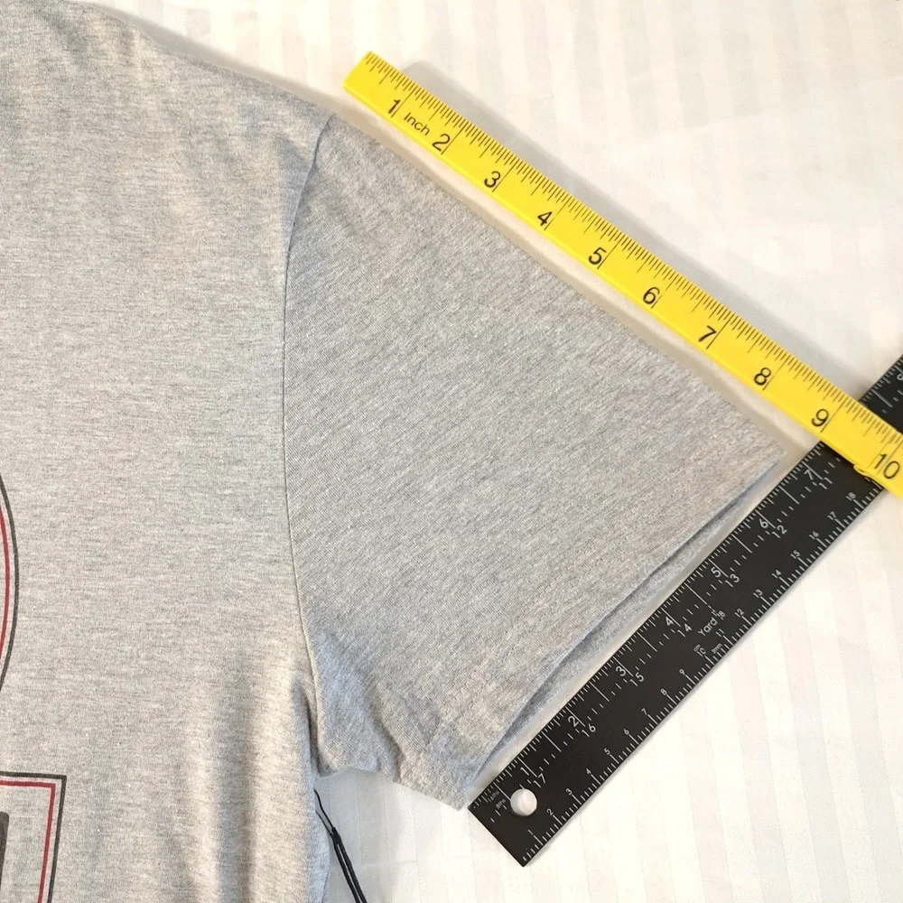 True Religion Men's Graphic T-Shirt Logo Size L Gray Short Sleeve‎ Loungewear